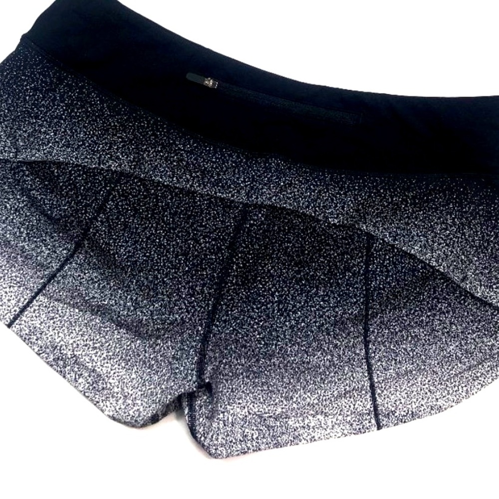 RARE Lululemon speckled ombré shorts